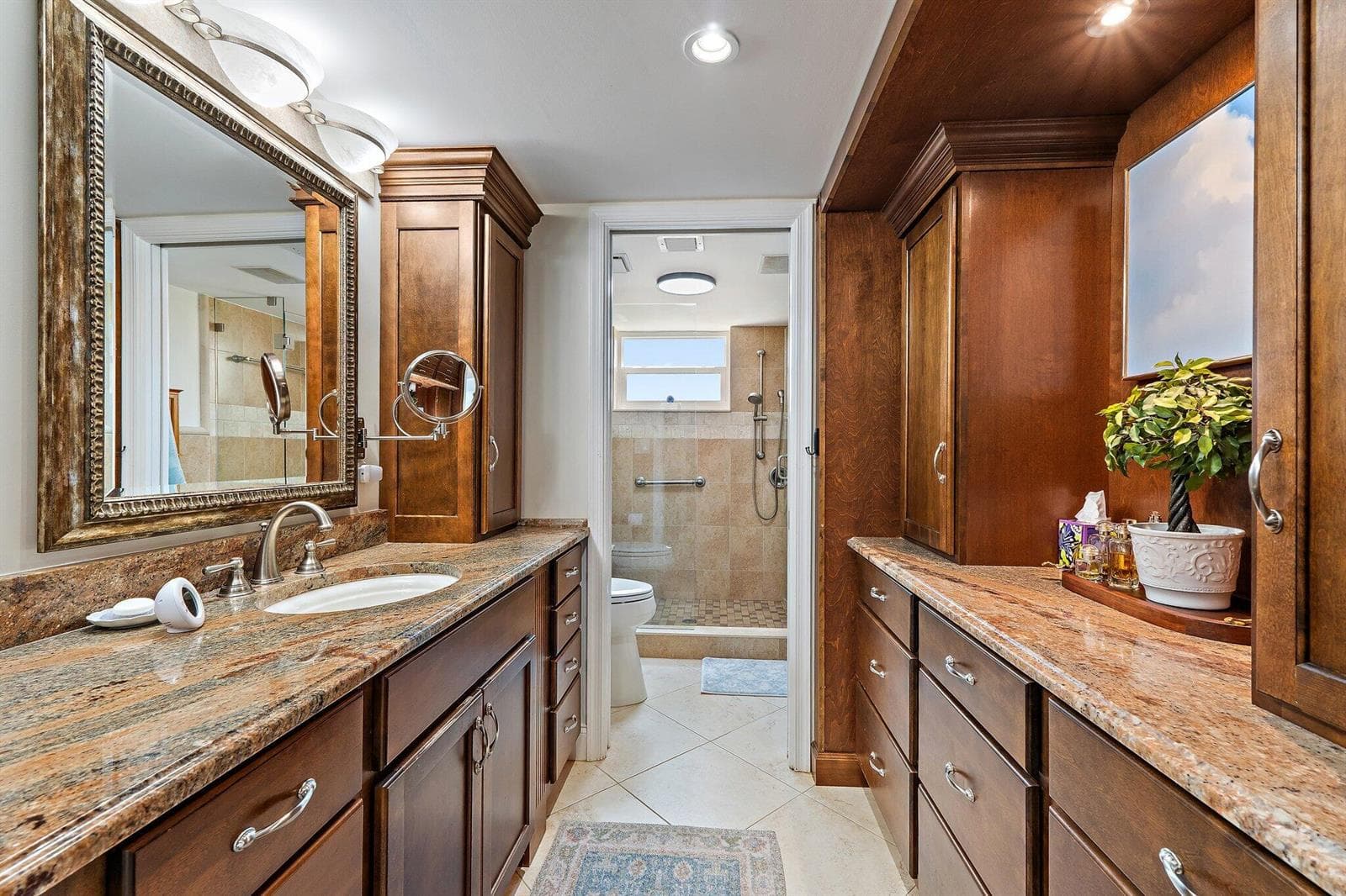 374 Golfview Road 405 photo 10