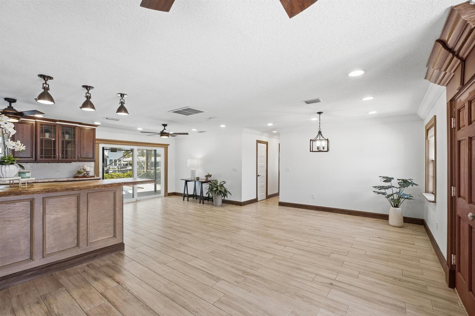 1603 SW SEAGULL Way photo 10