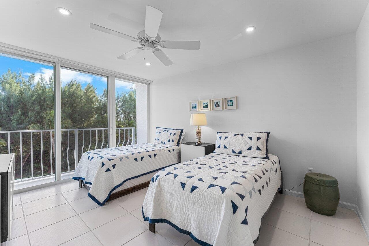 2774 S Ocean Boulevard 409 photo 12