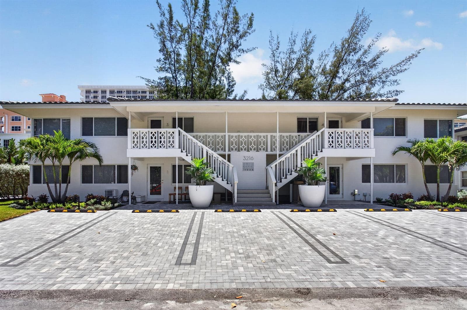 3216 Colony Club Road 2 photo 2
