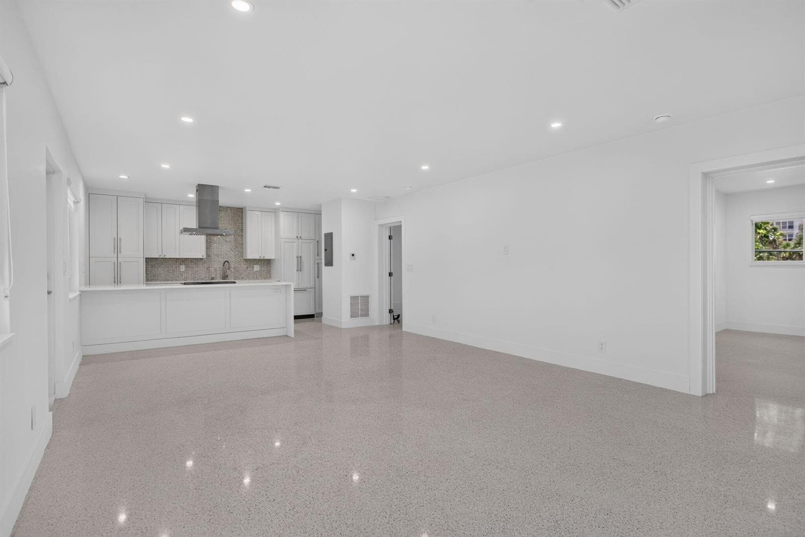 3216 Colony Club Road 2 photo 5