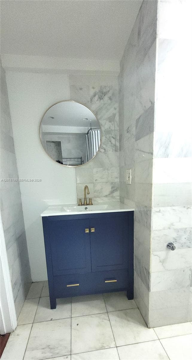 2450 NE 135th St 206 photo 10