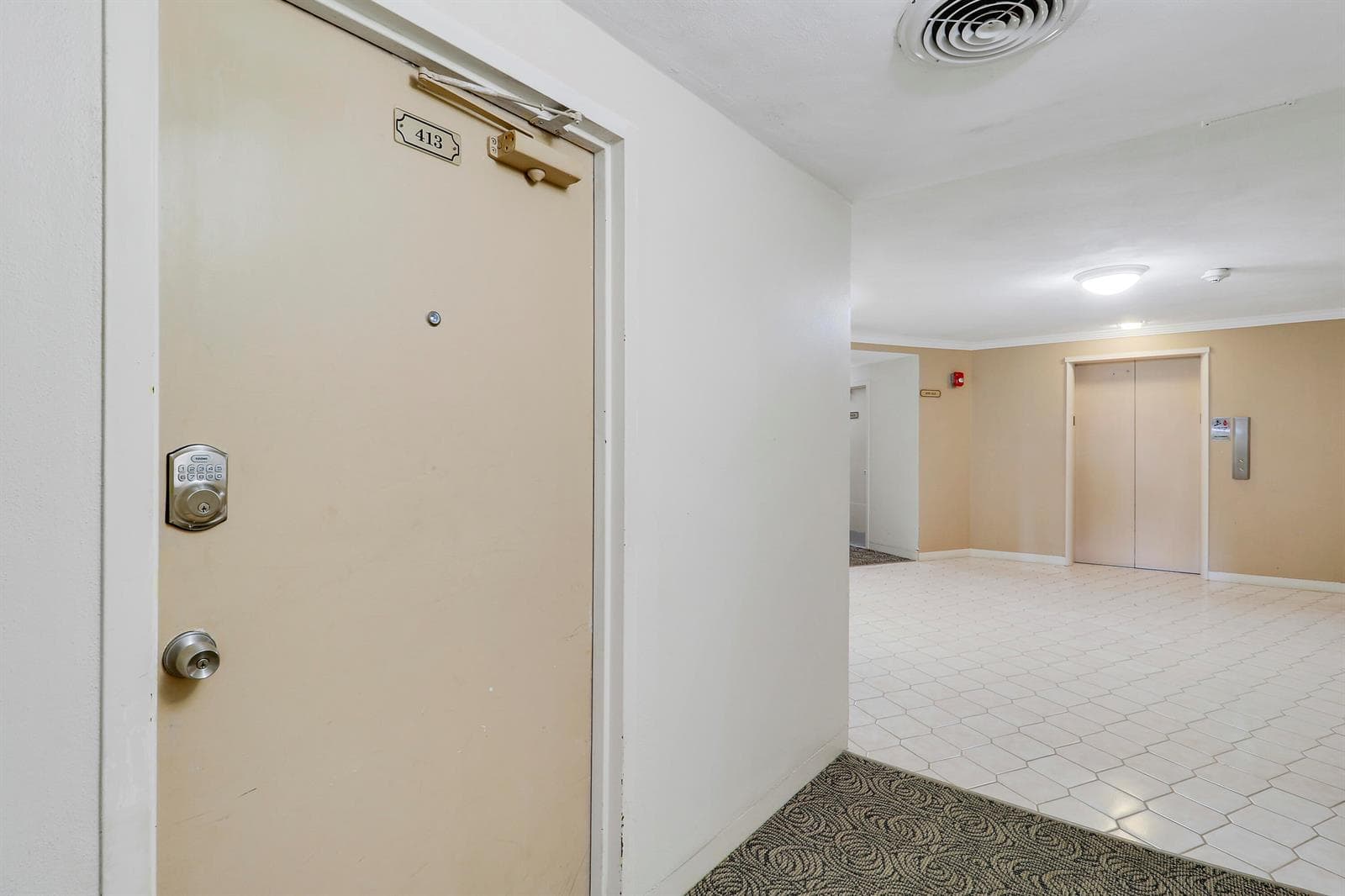 2800 N FLAGLER Drive 413 photo 6