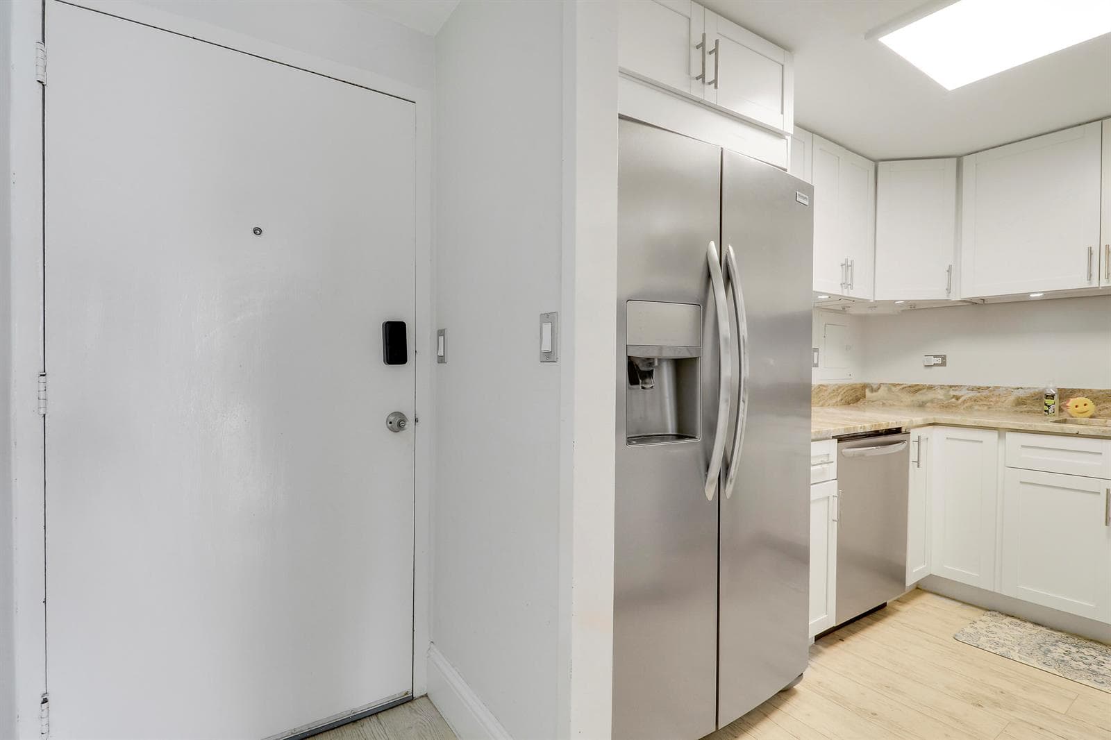 2800 N FLAGLER Drive 413 photo 7