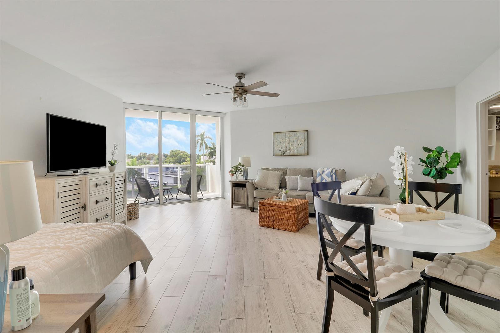 2800 N FLAGLER Drive 413 photo 11