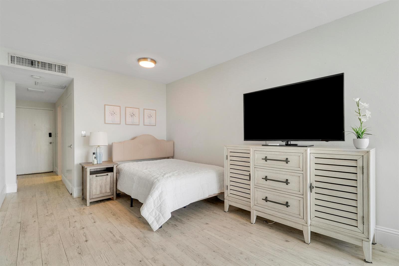2800 N FLAGLER Drive 413 photo 19