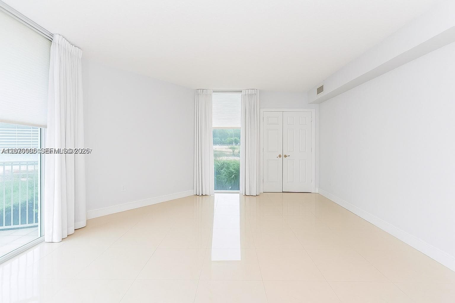 3370 Hidden Bay Dr 102 photo 22