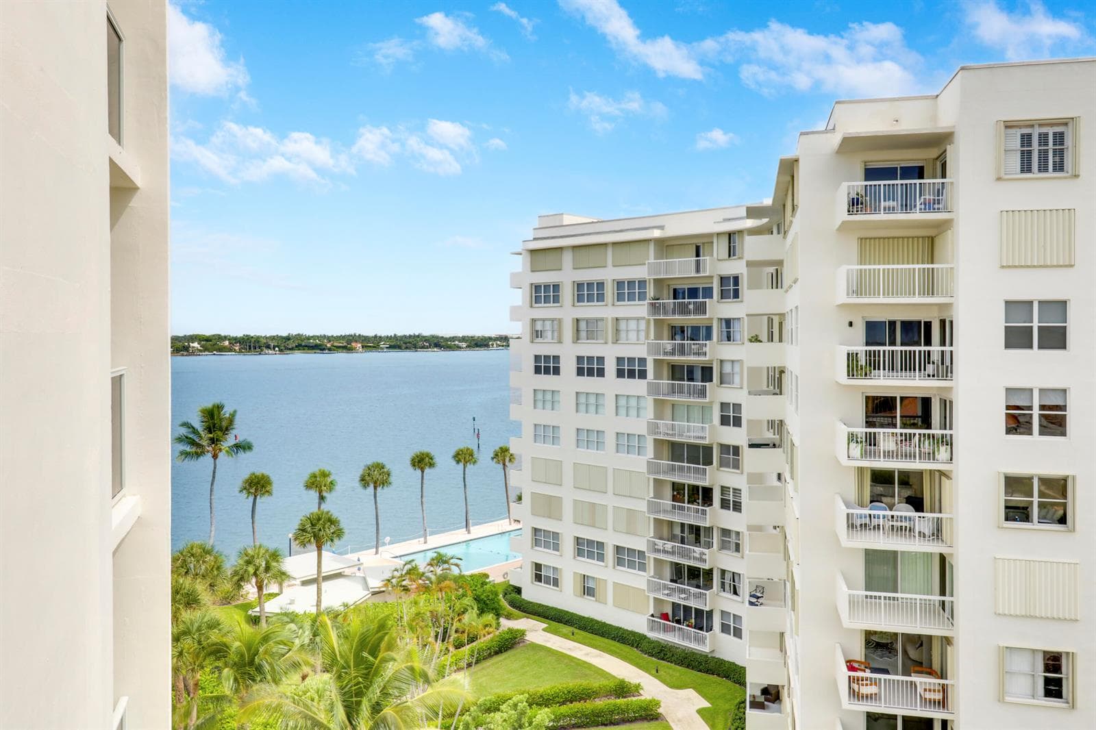 2800 N FLAGLER Drive 815 photo 24