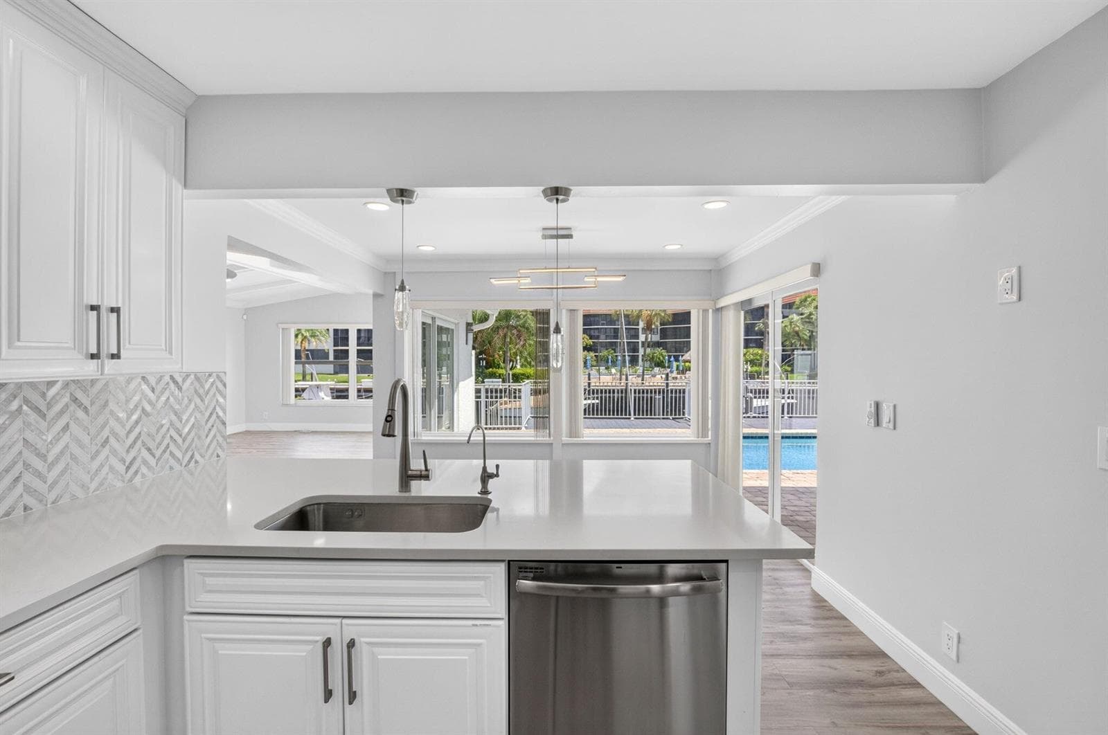787 Havana Drive photo 7