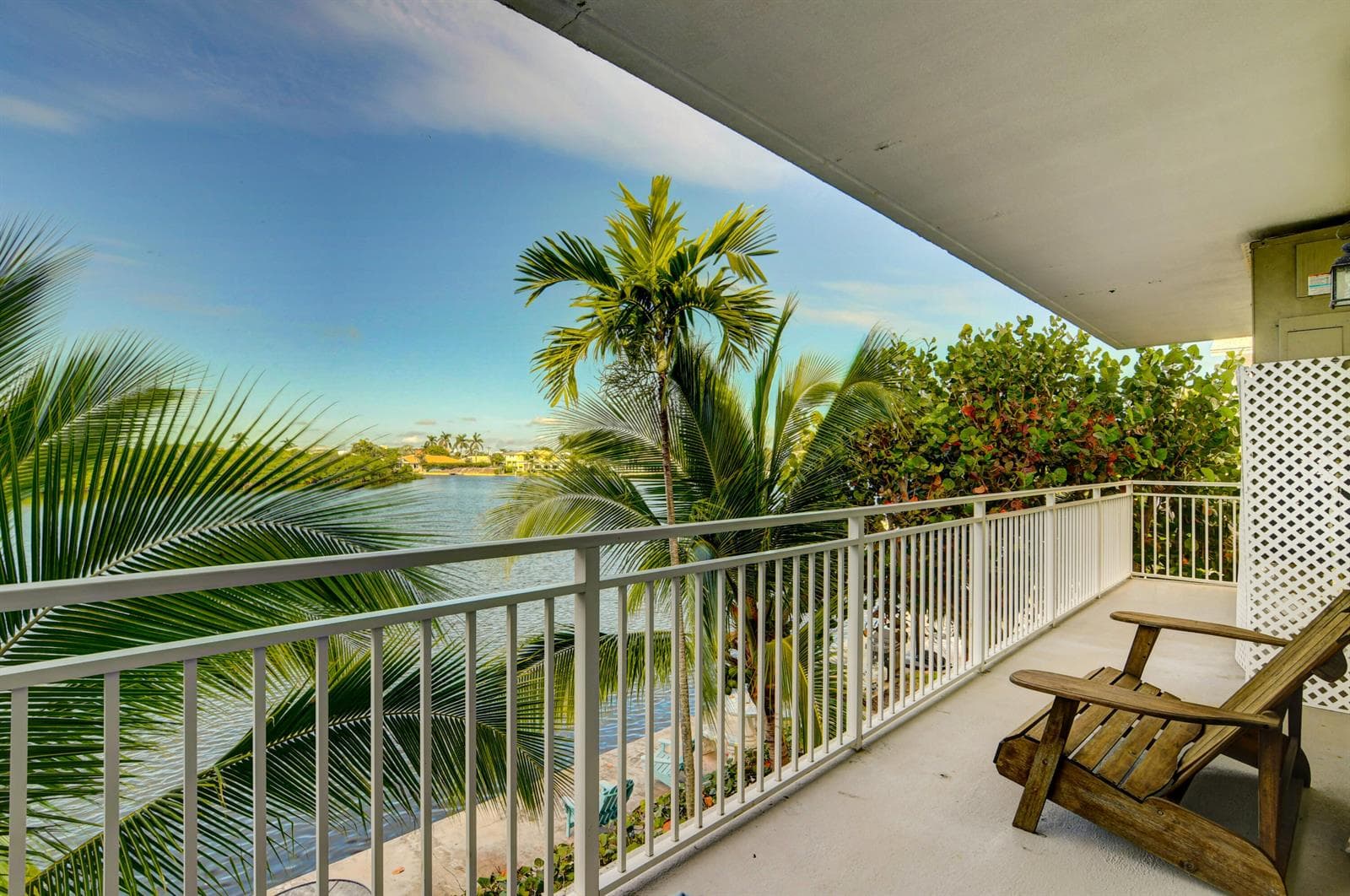 6520 N Ocean Boulevard photo 4