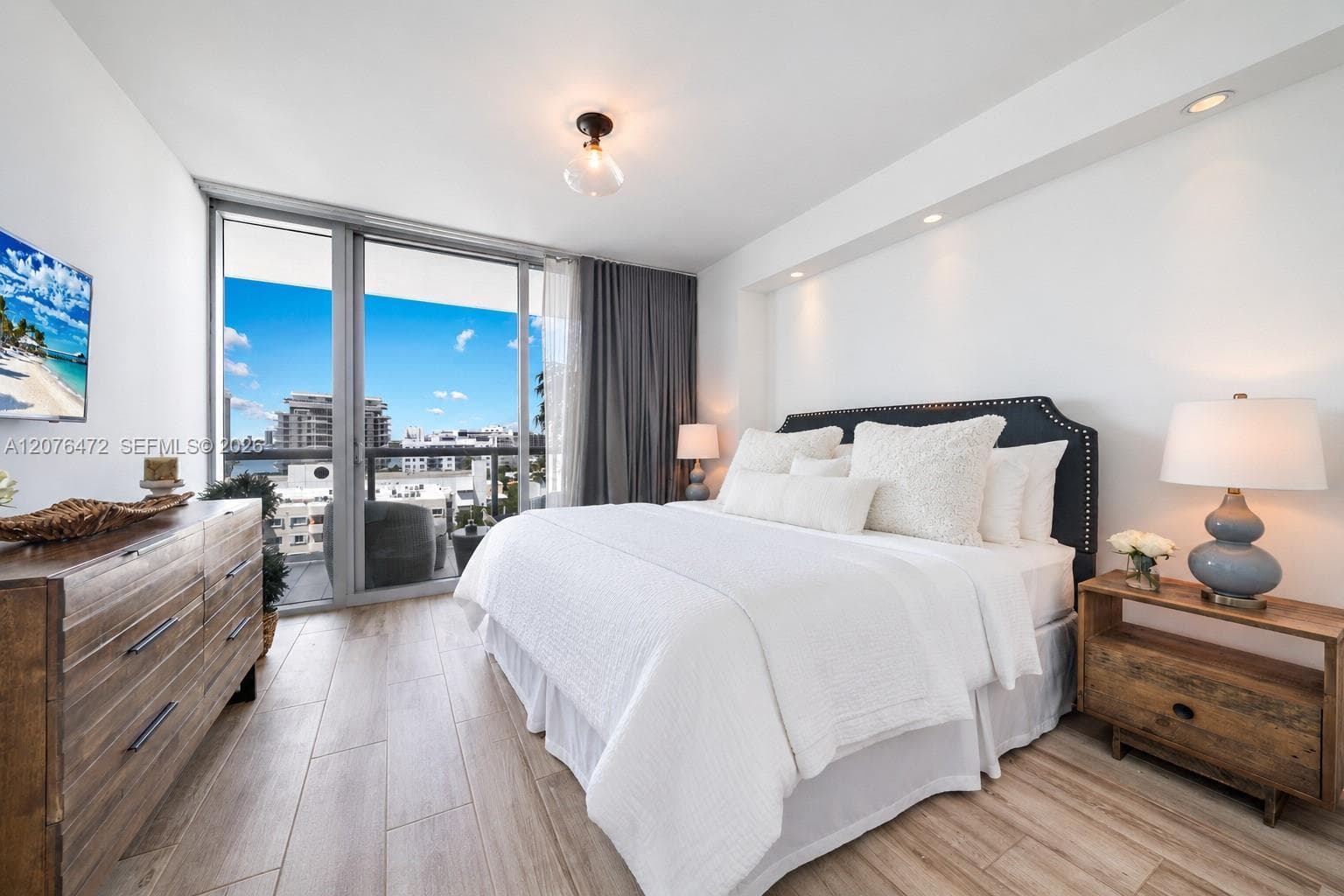6799 Collins Ave 701 photo 9