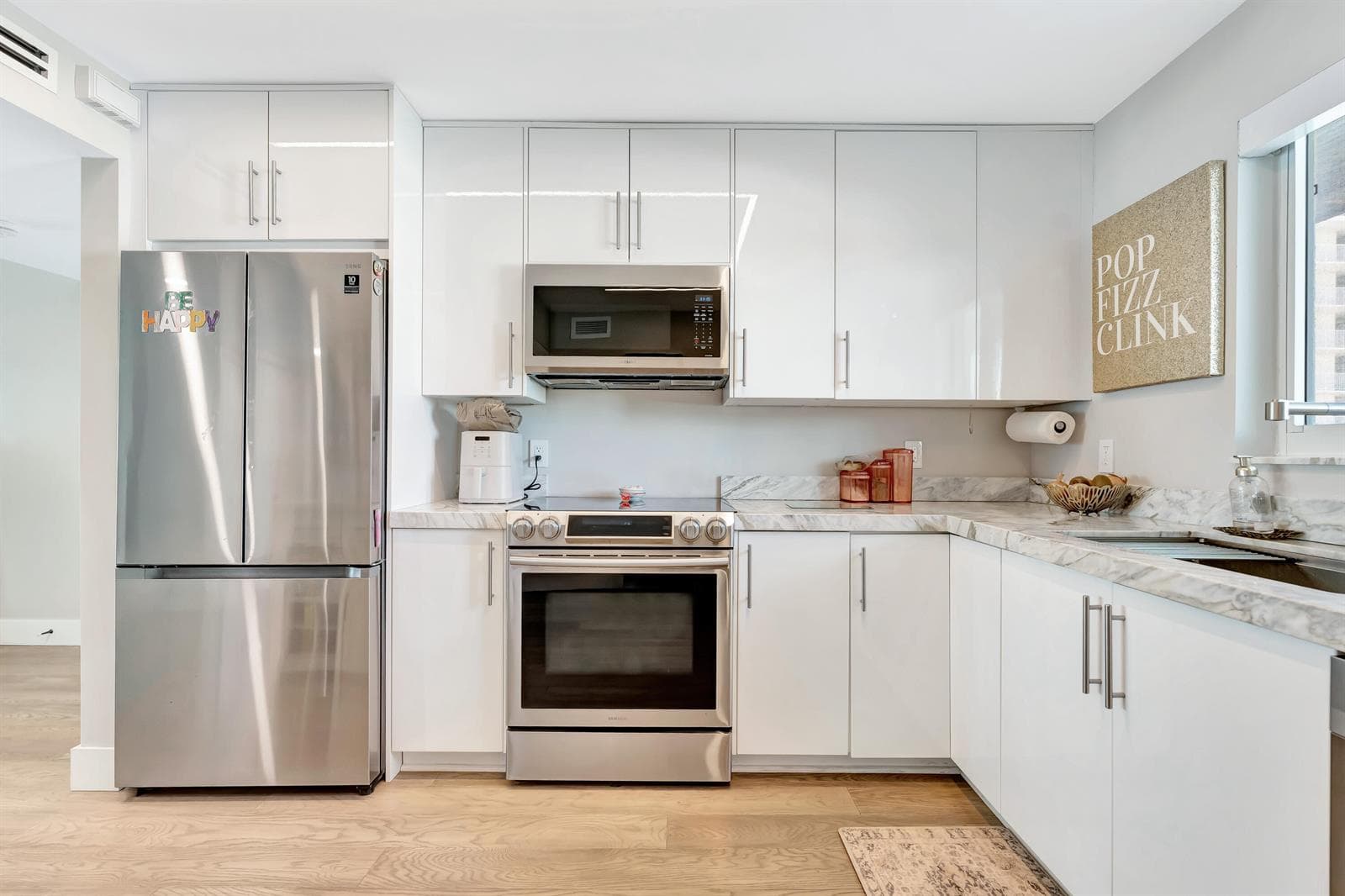 301 LAKE SHORE Drive 302 photo 20