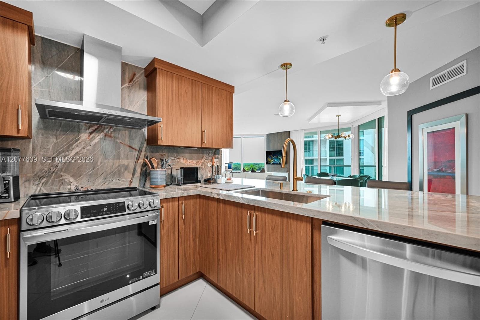 250 Sunny Isles Blvd 3-804 photo 4