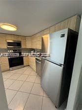 851 Three Island Blvd 418 photo 9