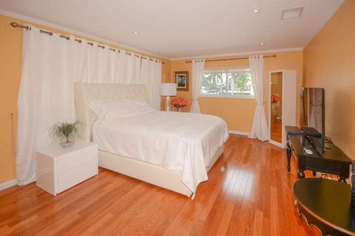 1920 S OCEAN Boulevard 10 photo 12