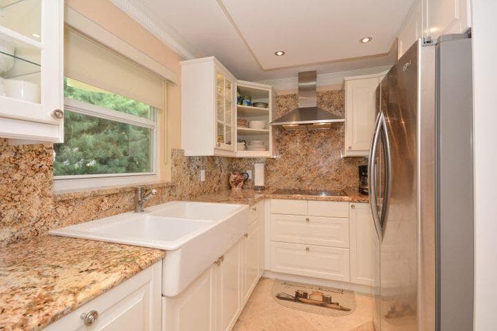1920 S OCEAN Boulevard 10 photo 8