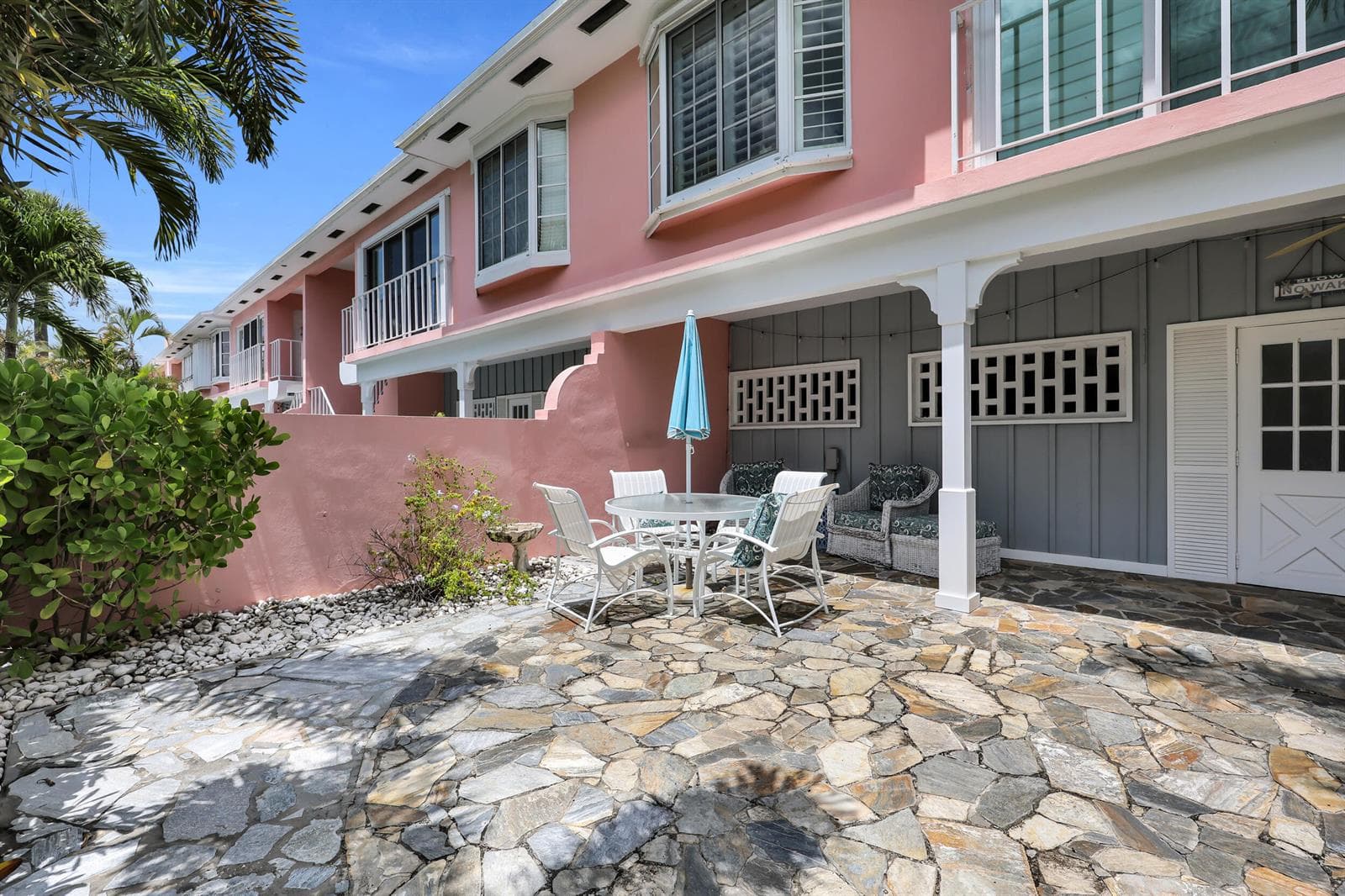475 Tequesta Drive 16 photo 3