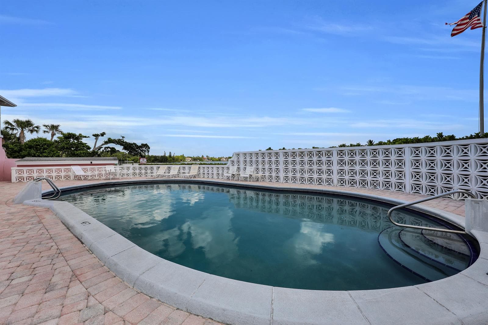 475 Tequesta Drive 16 photo 24