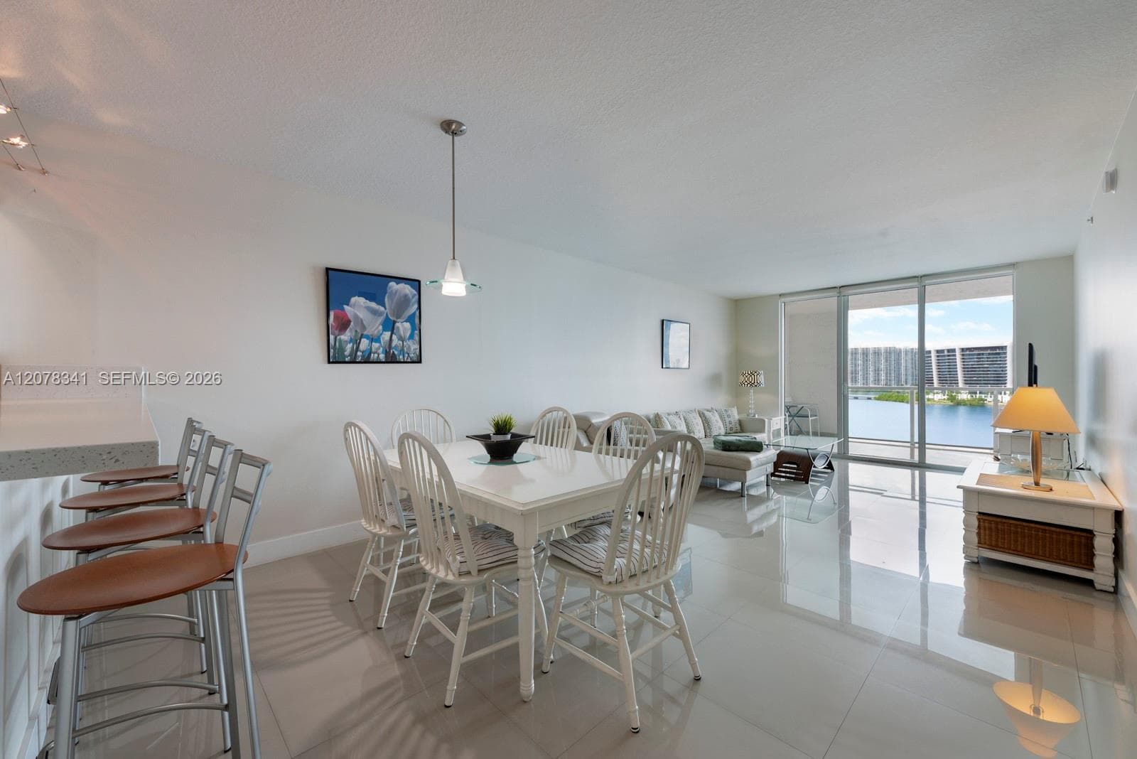 18100 N Bay Rd 1009 photo 2