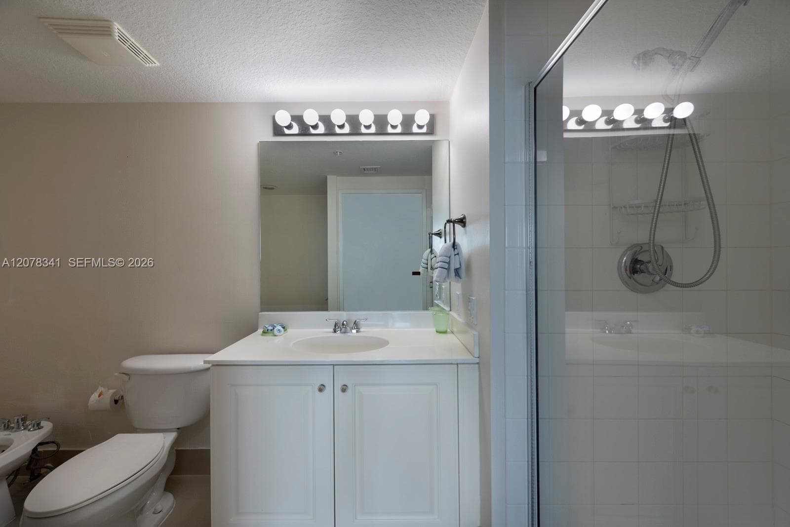 18100 N Bay Rd 1009 photo 12