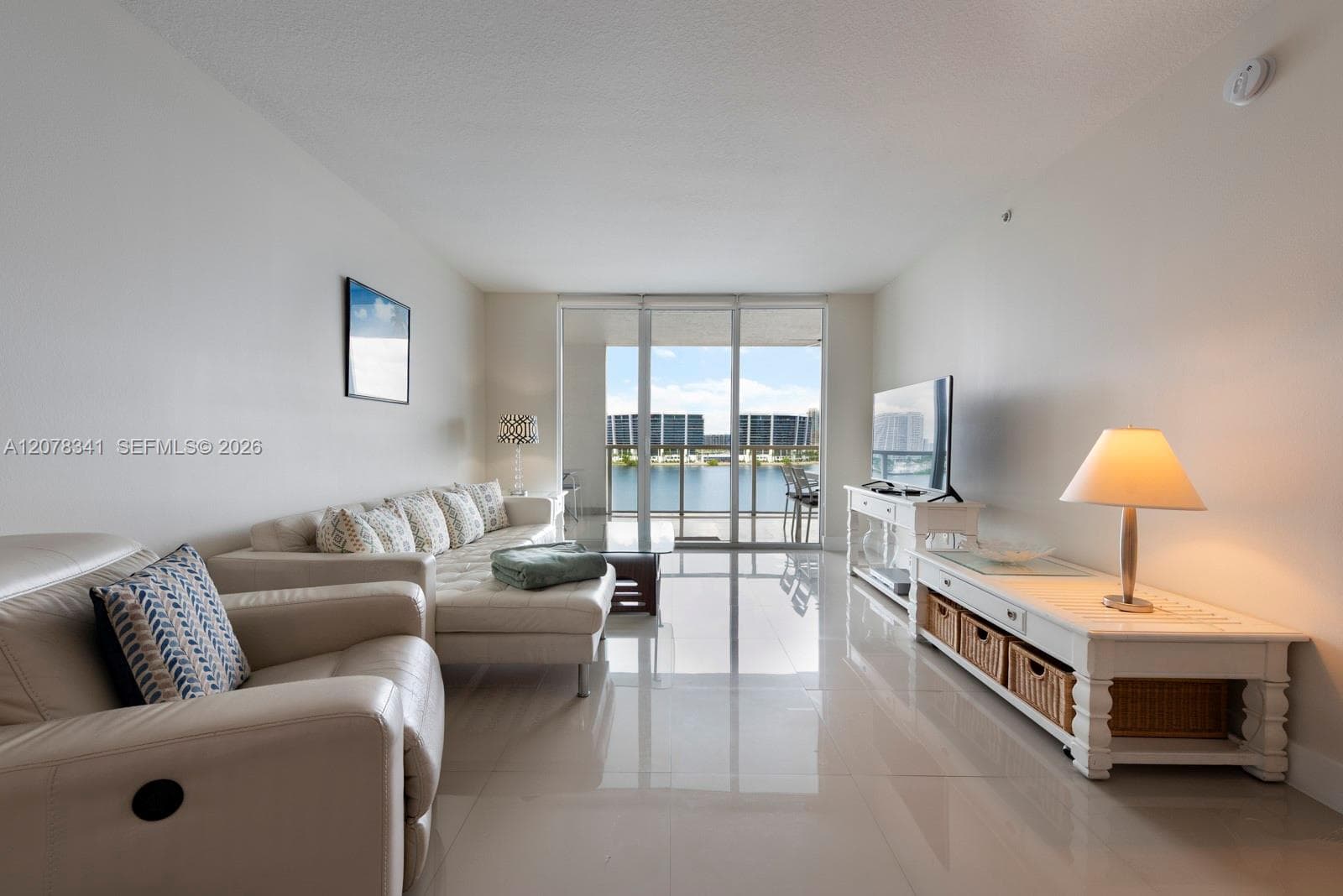 18100 N Bay Rd 1009 photo 7