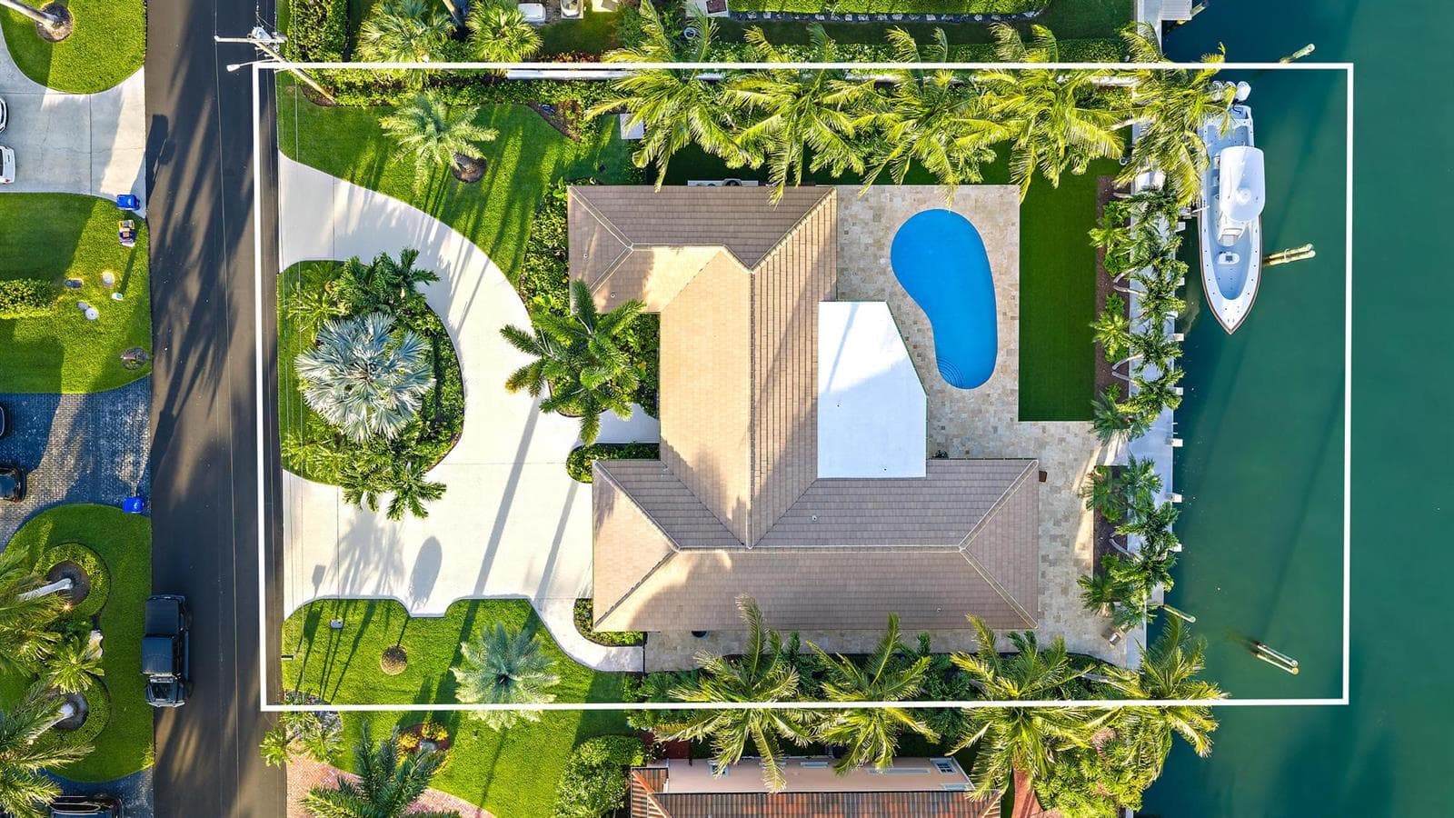 1051 Coral Way photo 7
