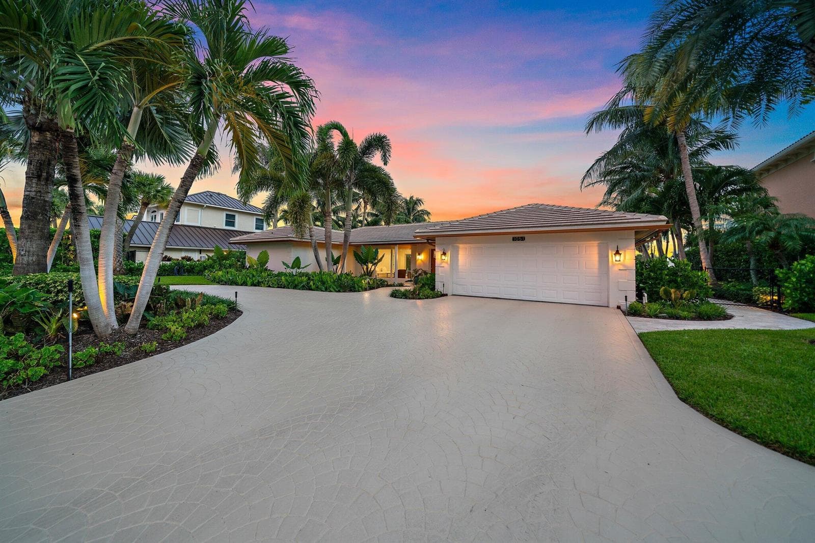 1051 Coral Way photo 4