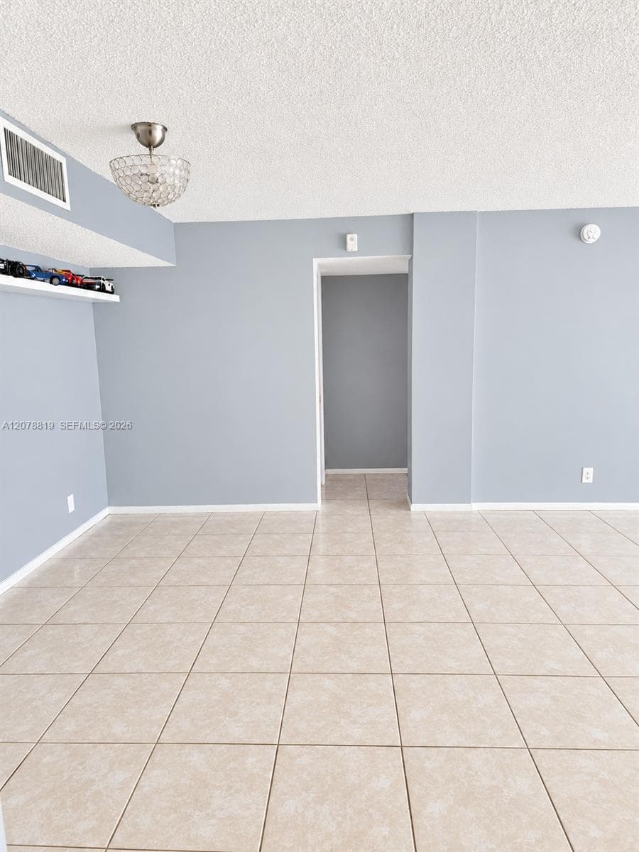 2001 Atlantic Shores Blvd 320 photo 3