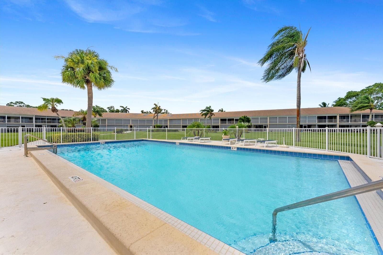 478 TEQUESTA Drive 115 photo 20