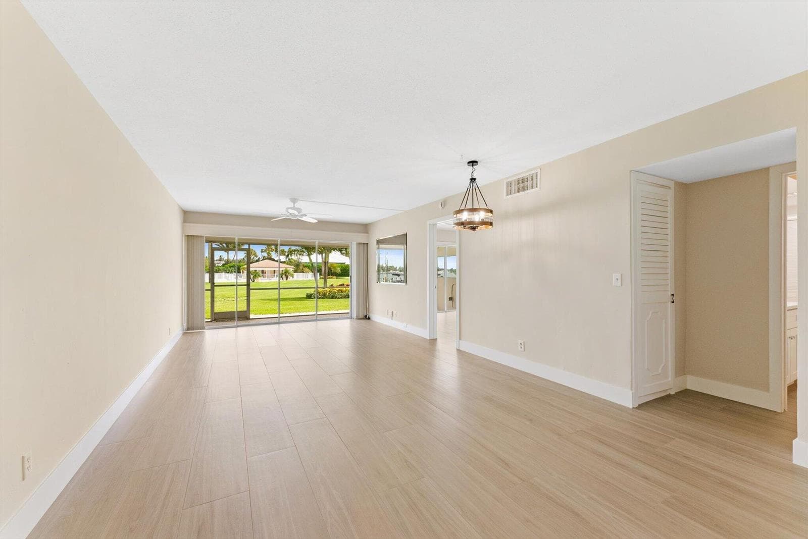 478 TEQUESTA Drive 115 photo 4