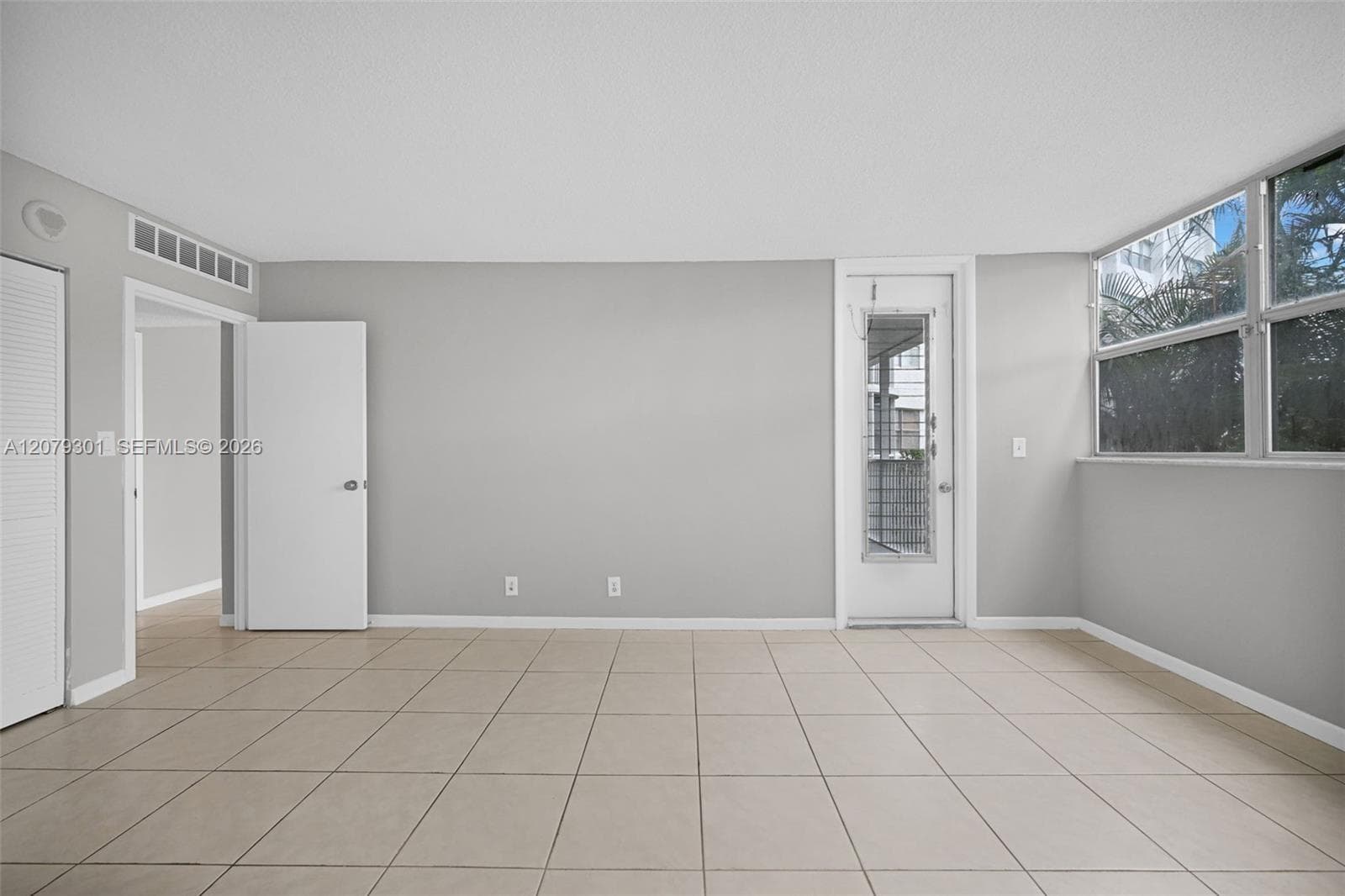 100 Golden Isles Dr 109 photo 20