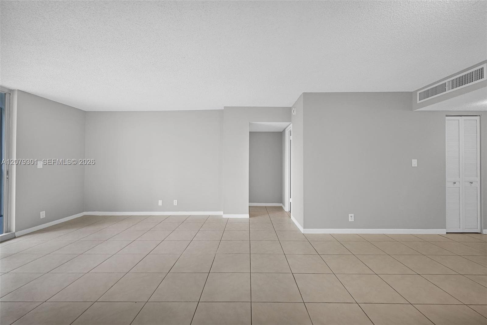 100 Golden Isles Dr 109 photo 9
