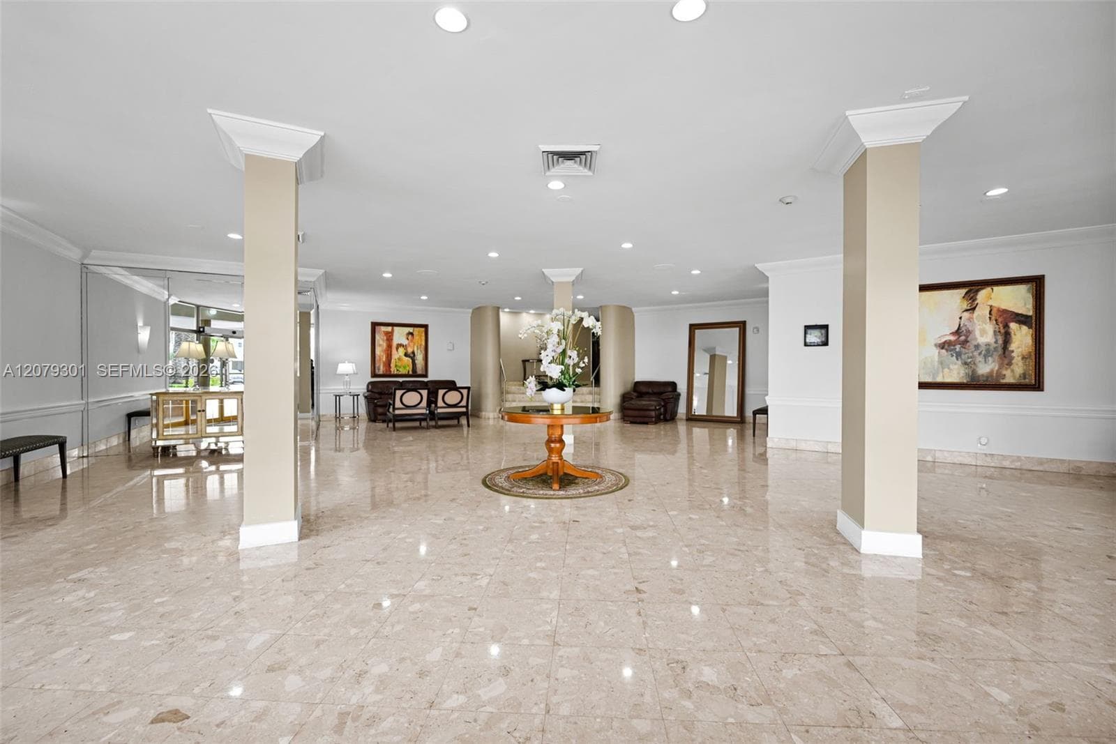 100 Golden Isles Dr 109 photo 4