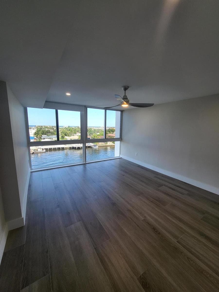 3100 NE 49th Street 701 photo 15