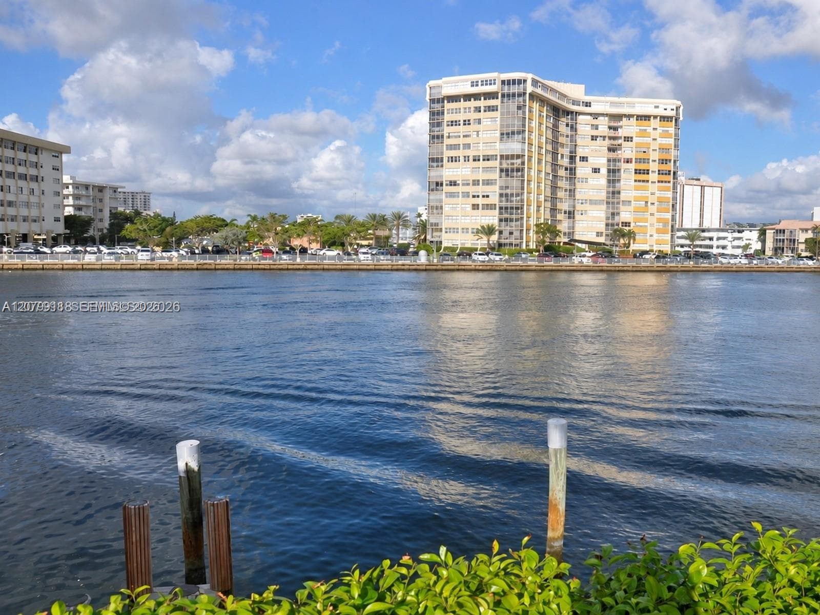 1865 S Ocean Dr 9I photo 11