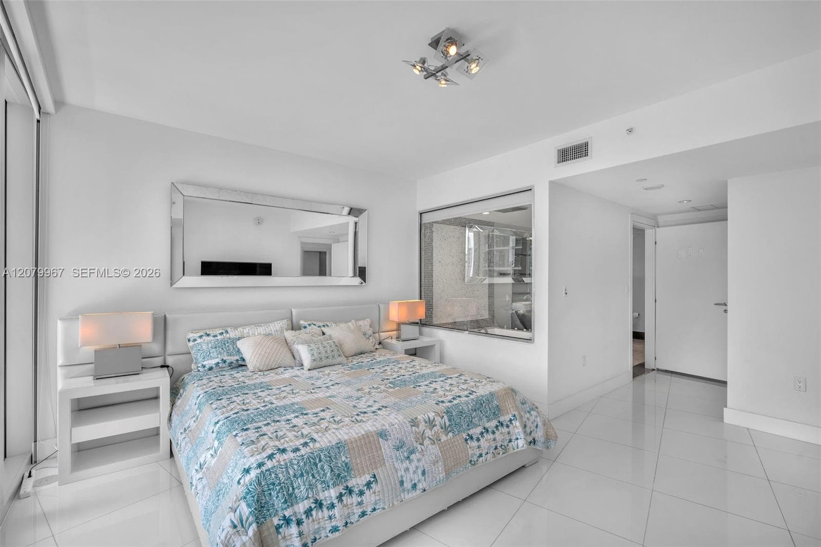 200 Biscayne Boulevard Way 3703 photo 23