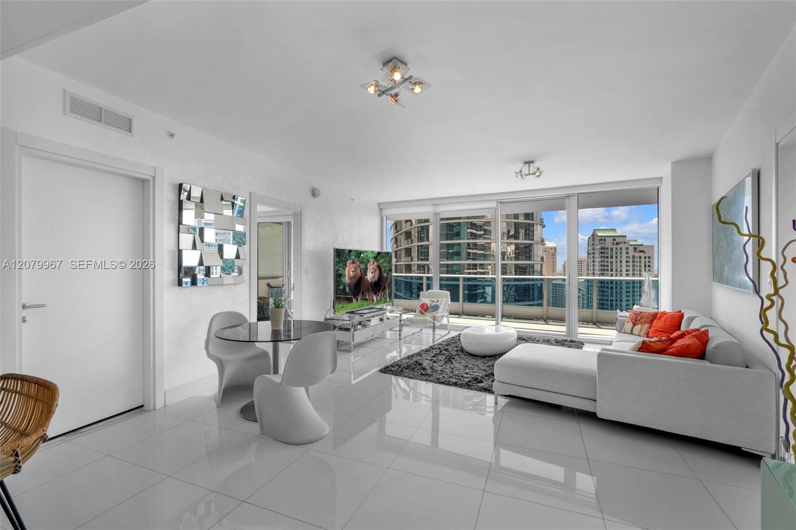 200 Biscayne Boulevard Way 3703 photo 6