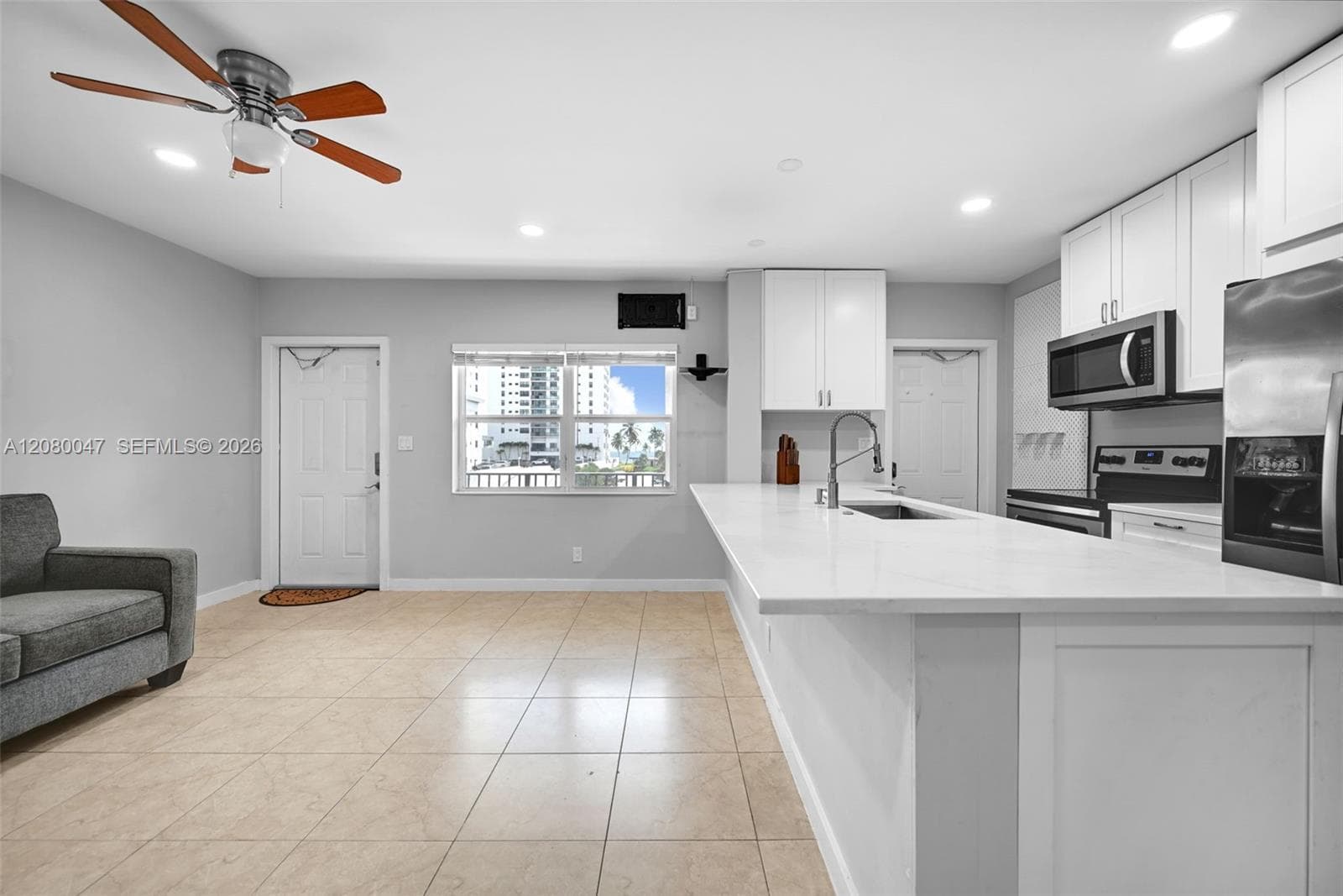 2600 S Ocean Dr S311 photo 3