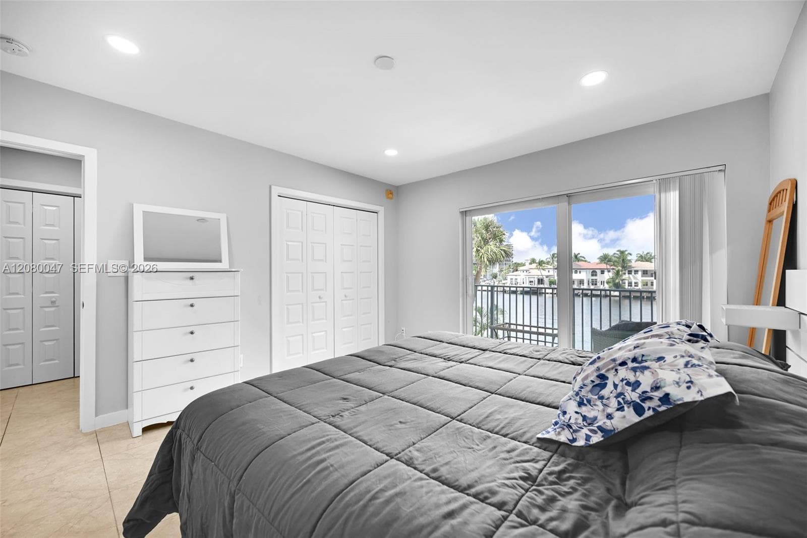 2600 S Ocean Dr S311 photo 15