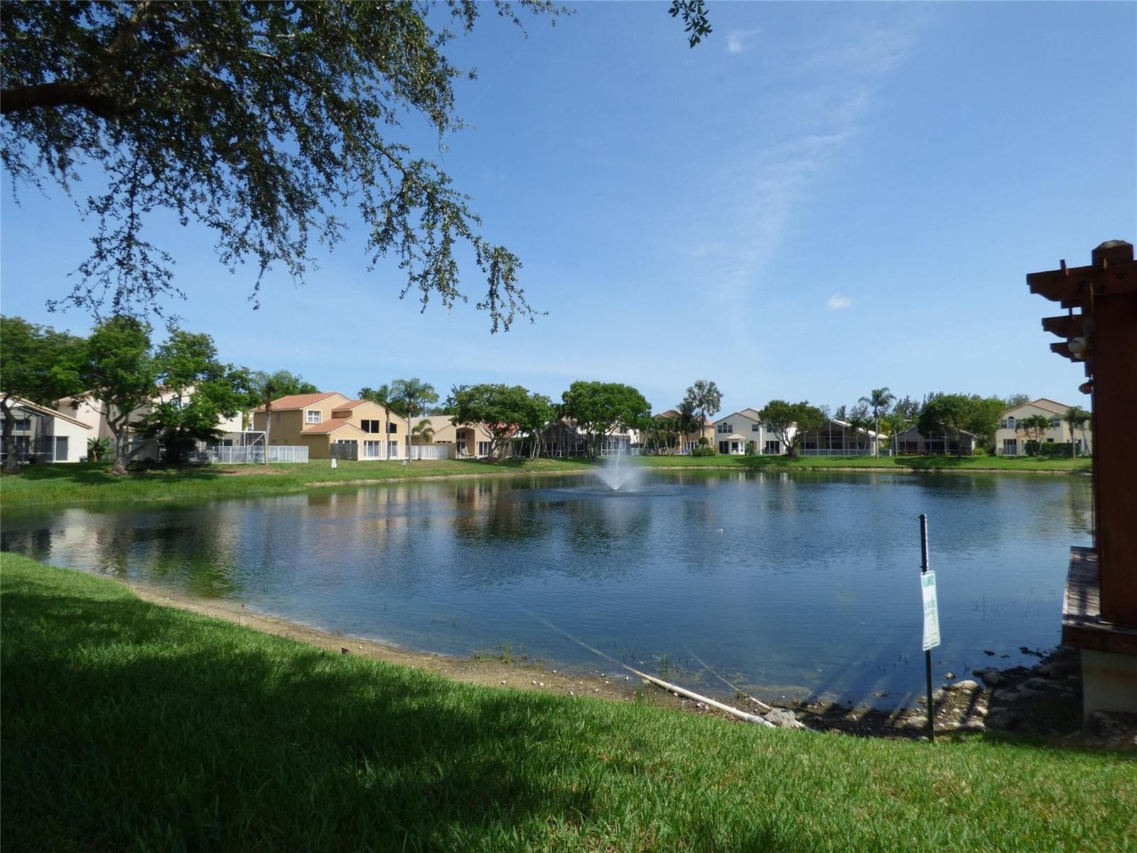 7614 COLONY LAKE Drive photo 5