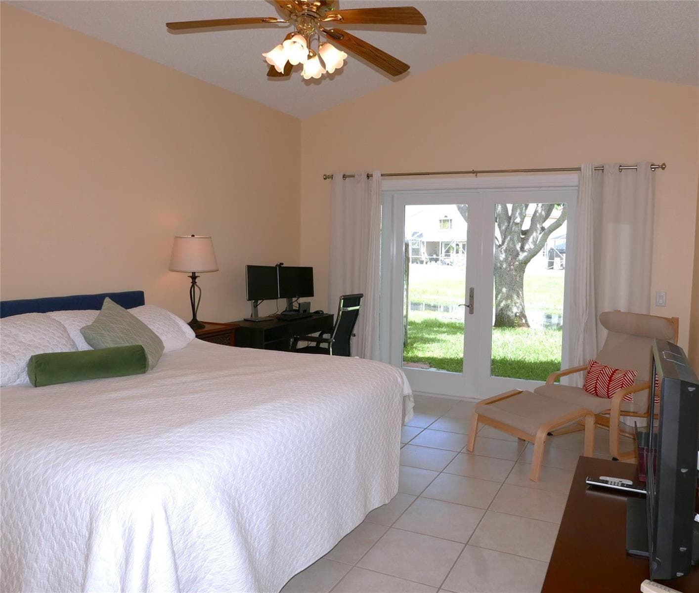 7614 COLONY LAKE Drive photo 25