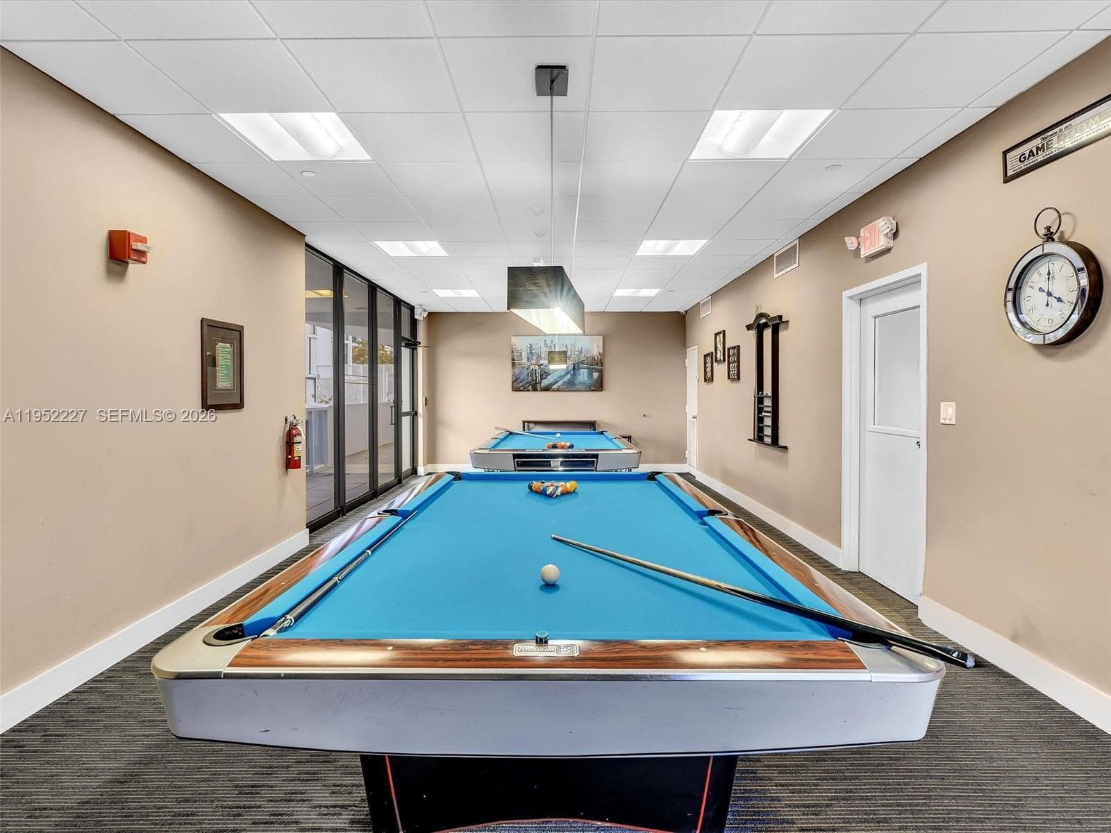 3675 N COUNTRY CLUB Drive 1909 photo 8