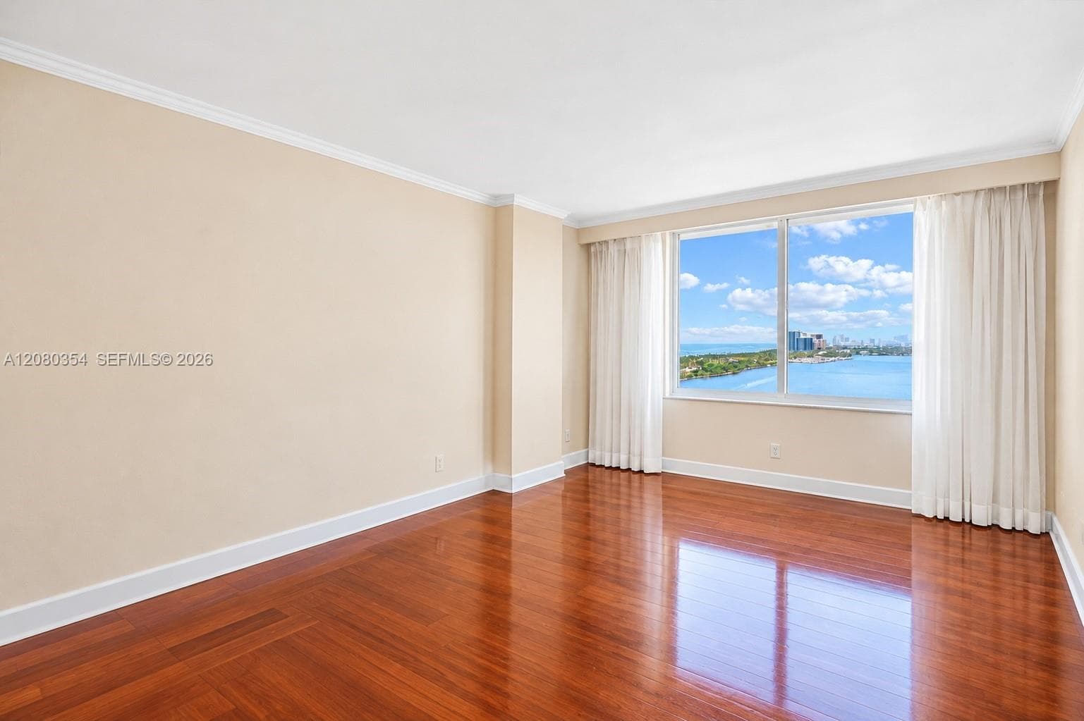 500 Bayview Dr 2122 photo 15