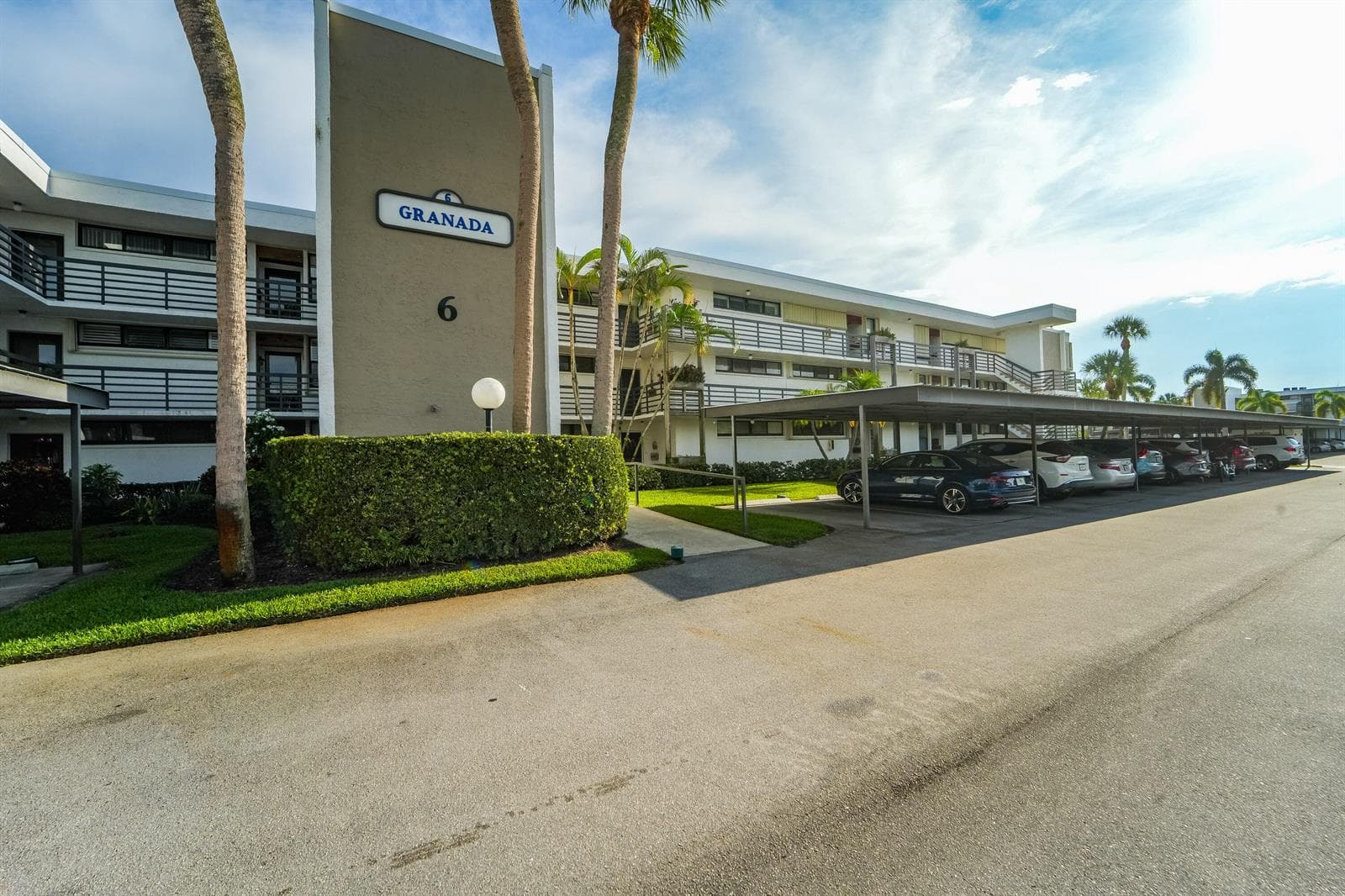 1950 SW Palm City Road 6-207 photo 16