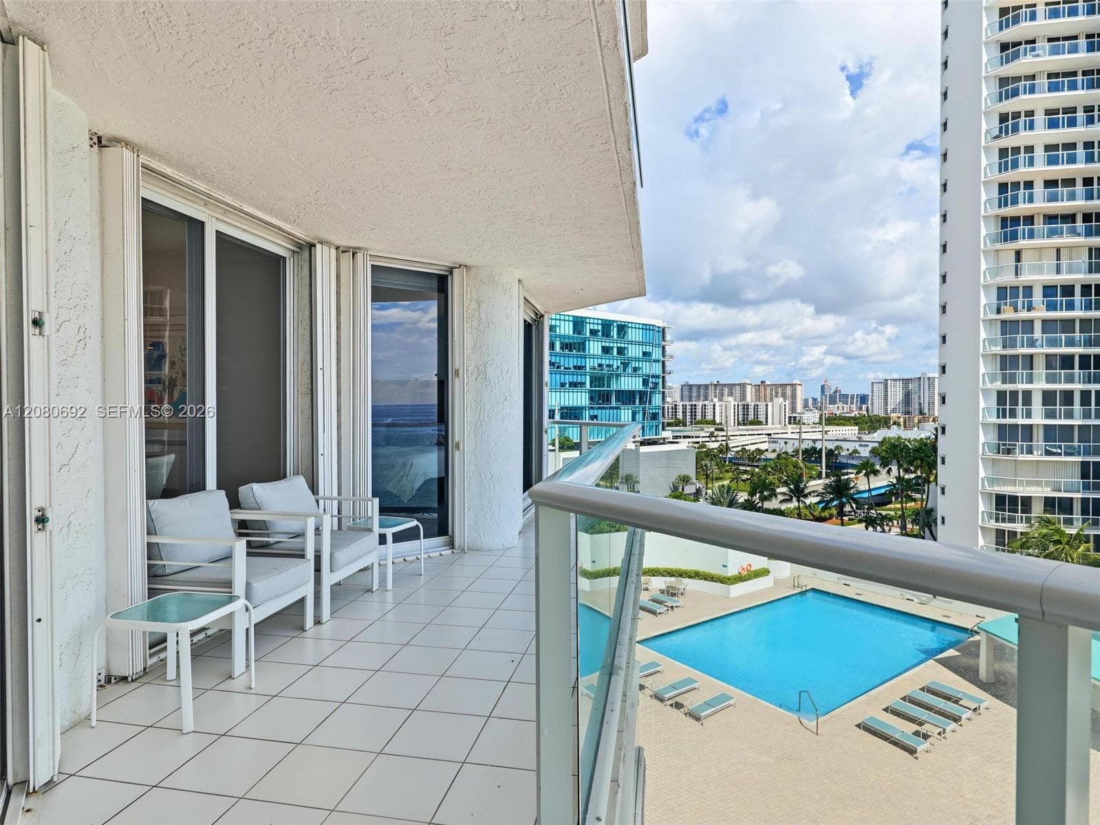 16445 Collins Ave 825 photo 18