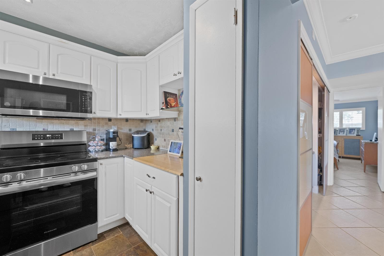 535 HENDRICKS Isle 106 photo 17