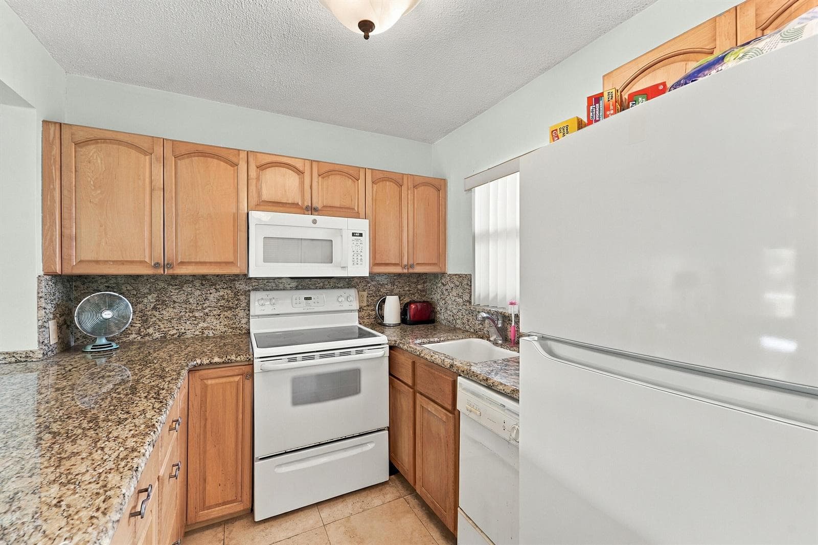1511 SE 15th Court 306 photo 12