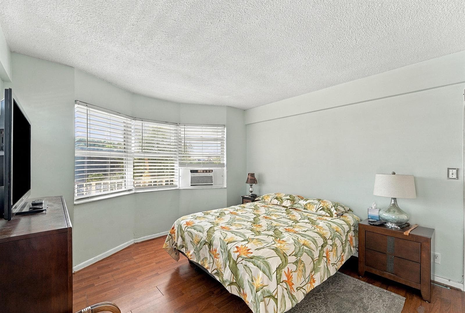 1511 SE 15th Court 306 photo 14
