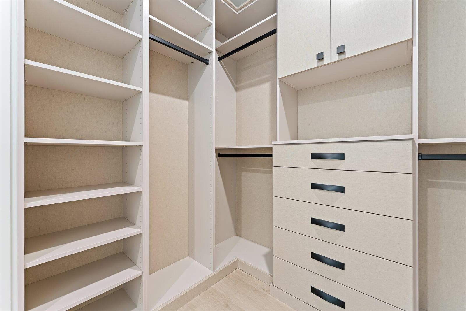 220 Lake Shore Drive 1219 photo 20