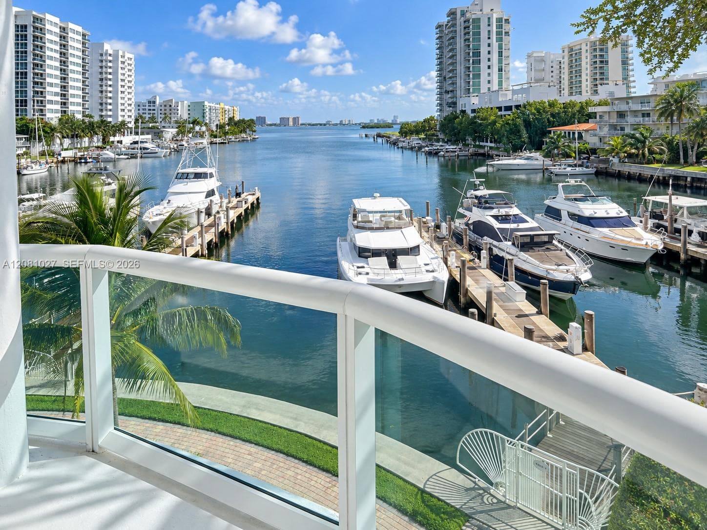 7918 Harbor Island Drive 307 photo 6